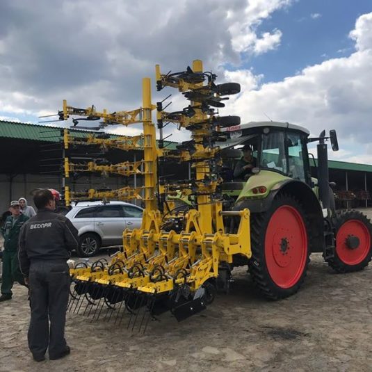 Детальніше про статтю ROW-MASTER RN – це універсальний міжрядний культиватор чеського виробника BEDNAR FMT