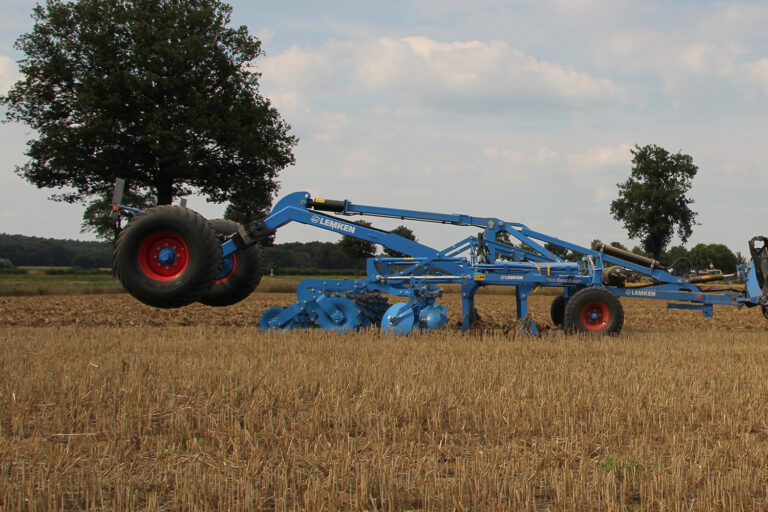 Детальніше про статтю Стерньовий культиватор LEMKEN Karat 9