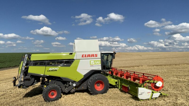 Детальніше про статтю Готуємо наші LEXION 6700 до жнив